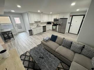 The Elegant Suite - 2BR with Great Amenities - Paterson - 1
