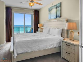 SMP 504 - 3 BR Beachfront Condo - Sleeps 10! - Fort Walton Beach - 8
