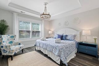 Luxury Getaway! Brand New 4BD! Near Coligny Beach - Île de Hilton-Head - 2