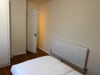 Patchway Homestay - Bristol - 4