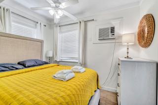 Charming Cottage 1BR, Pool, Victoria Park - Fort Lauderdale - 0