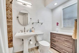 Family Escape 2BR Main plus 1BR Cottage Heated Pool - 4