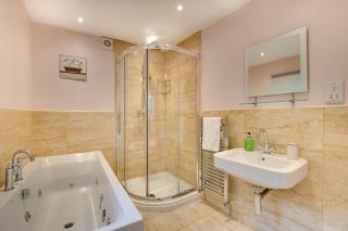 Barbican View - luxury apartment opposite Alnwick Castle - 6