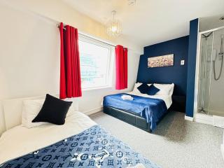 Best location, Churchill square car park & sea-2 min, 4-bedroom townhouse, Brighton conference centre 3 min, shops, coffee shops & restaurants - walking distance - Brighton & Hove - 0