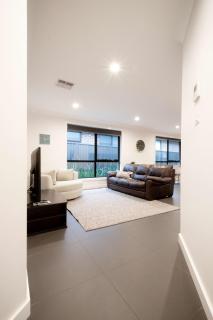 Modern Home for Large Groups or Families - 3