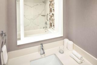 Whitney Peak Hotel Reno, Tapestry Collection by Hilton - Reno - 4