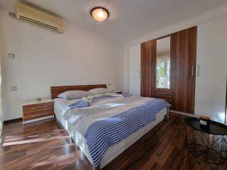 Apartments with parking space Crikvenica - 22581 - 2