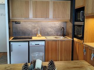À Prapoutel : 2 pièces cabine, pied des pistes, balcon, 4ème étage - FR-1-771-60 - Les Adrets - 5