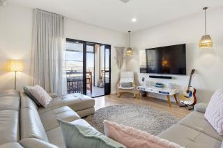 3 61 St Andrews Boulevard - 4