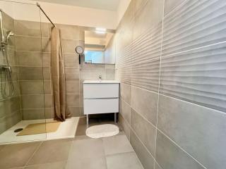 Confort et calme à Cavalaire : T2 climatisé avec Wi-Fi, balcon et double garage, proche centre-ville - FR-1-226B-186 - Cavalaire-sur-Mer - 4