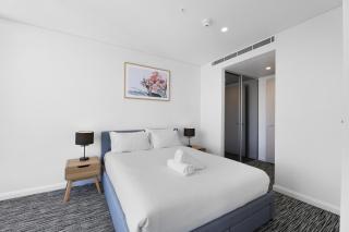 Luxe Oceanfront 1-Bed High Rise with Pool & Gym - Gold Coast - 7