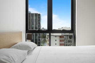 Spaciously Bright 1-Bed Apartment - Brisbane - 4