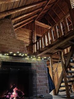 Log Cabin at Rainier Lodge (0.4 miles from entrance) - Ashford - 8