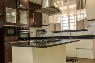 THE BEAUTIFULLY FURNISHED KILIMANI HOMES - Nairobi - 9