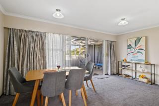 Red Brick Cottage-First choice for families - Rotorua - 1