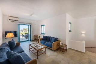 Beachside House in Naousa - Naousa - 7