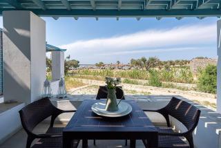 Beachside House in Naousa - Naousa - 9
