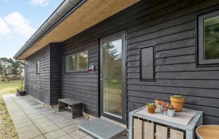 4 Bedroom Cozy Home In Knebel - 4