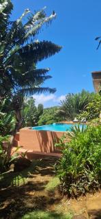 La VILLA ANKARENA Dans un domaine forestier tropical, VILLA ENTIERE avec PISCINE PRIVEE, Wifi, TV, personnels inclus Plage à 5 minutes à pieds - 3