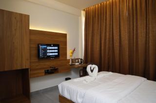Silverkey Hotel Yelahanka - Bangalore - 4