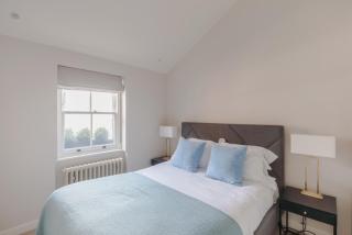 Parkside House - Regent's Park - by Frankie Says - Londra - 2