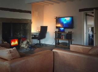 Sculpture Park Cottage - 5