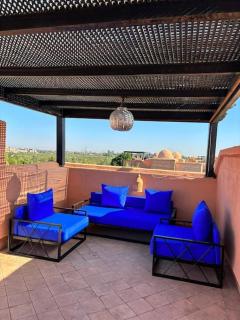 Cozy apartment with roof top - 2