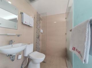 Sumi Hotel Surabaya - 4