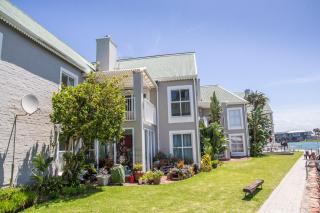 Home @ Eleven - Jeffreys Bay - 9