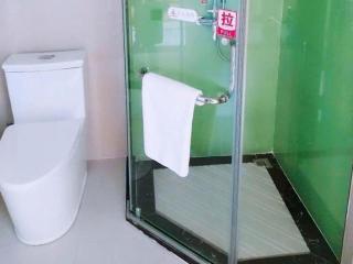 GreenTree Inn Linxia Niujinhe Avenue Express Hotel - Linxia - 1