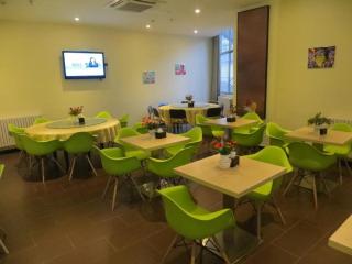 7 Days Inn Tai'an Dongpingxi Hualian - 7