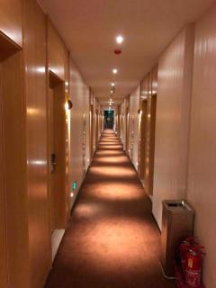 IU Hotels Xinzhou Bus Terminal - Xinzhou - 6