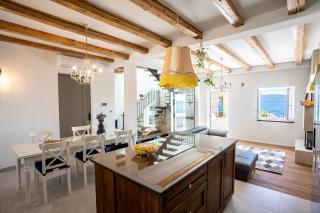 Holiday Home The Beach House - Dugi Rat - 4