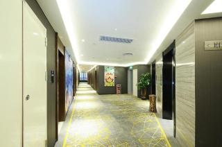 ZMAX Hotel Guangzhou Railway Station Sanyuanli Metro Station - 6