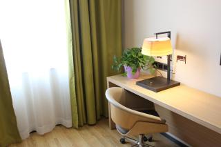 IU Hotels·Shijiazhuang North Youyi Street - 1