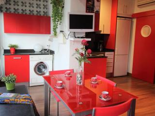 Estudio Renovado con Terraza a 200m de la Playa de Roses + Parking Privado y Climatización - ES-258-14 - Roses - 0