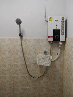Chainarong Road - 1