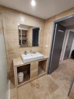 Appartement T3 NEUF proche centre ville, Clim et Parking et Centrale EDF - Valence - 1
