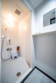 梟の宿 岛之内1号馆 步行300m至道顿堀!徒步5分钟日本桥站! 心斋桥8分钟 黑门市场15分种徒步圈内 !中央区古风民宅220平方5间房可住20人 - 3