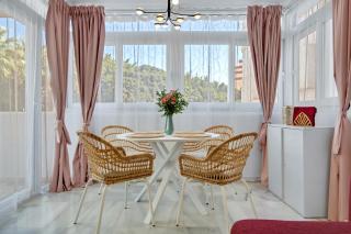 The Charming Oasis! 2 bedrooms - By HelloDomik - 9