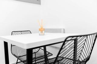 New Apartment - Brierley Hill - Parking - Wifi - Netflix - Top Rated - Excellent Value - 309O - Birmingham - 4