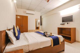 Hotel PARAS TOWER - Dehradun - 2