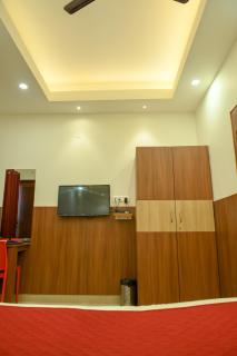 Magnolia Inn near GNRC & Secretariat GS Rd - Guwahati - 7