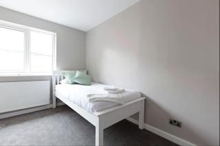 Central - Family House - Harrogate - 2