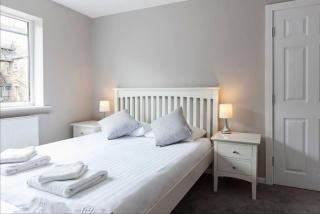 Central - Family House - Harrogate - 1