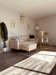 Charming 2 Bedroom in Tacoma - 0