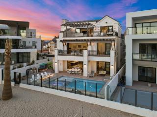 The Beach Front Max home - St. George - 2