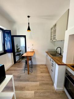 Pine & Apple Beach House - Colares - 5