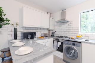 3BR Home with Driveway Leamington Spa Town Centre - Leamington Spa - 8