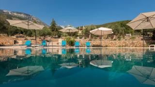 Villa Needa's - Home Love Retreat by the Pool - Kalamata - 9